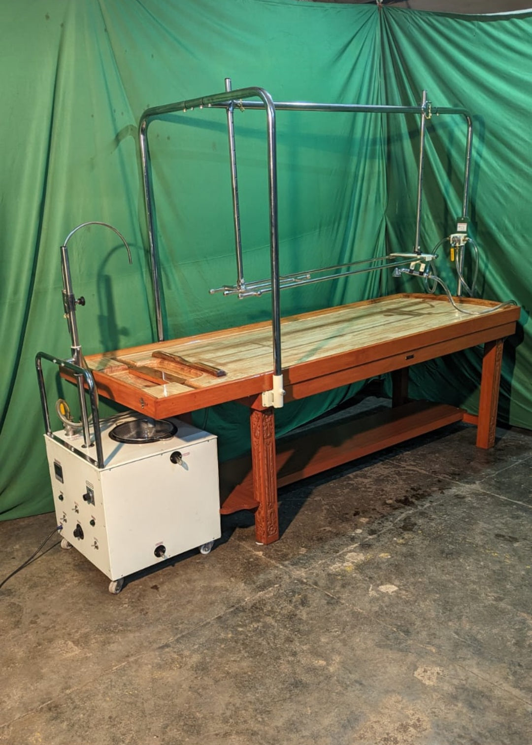 acco Massage Table with Shirodhara Yantra Automatic