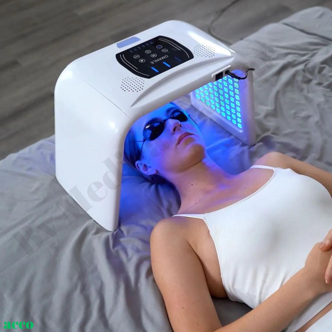 Omanle Pro omega PDT LED Light Dome (with Dual Mist)