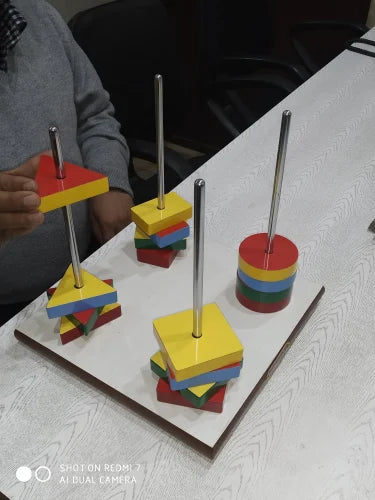 acco Pegs and Shapes Board